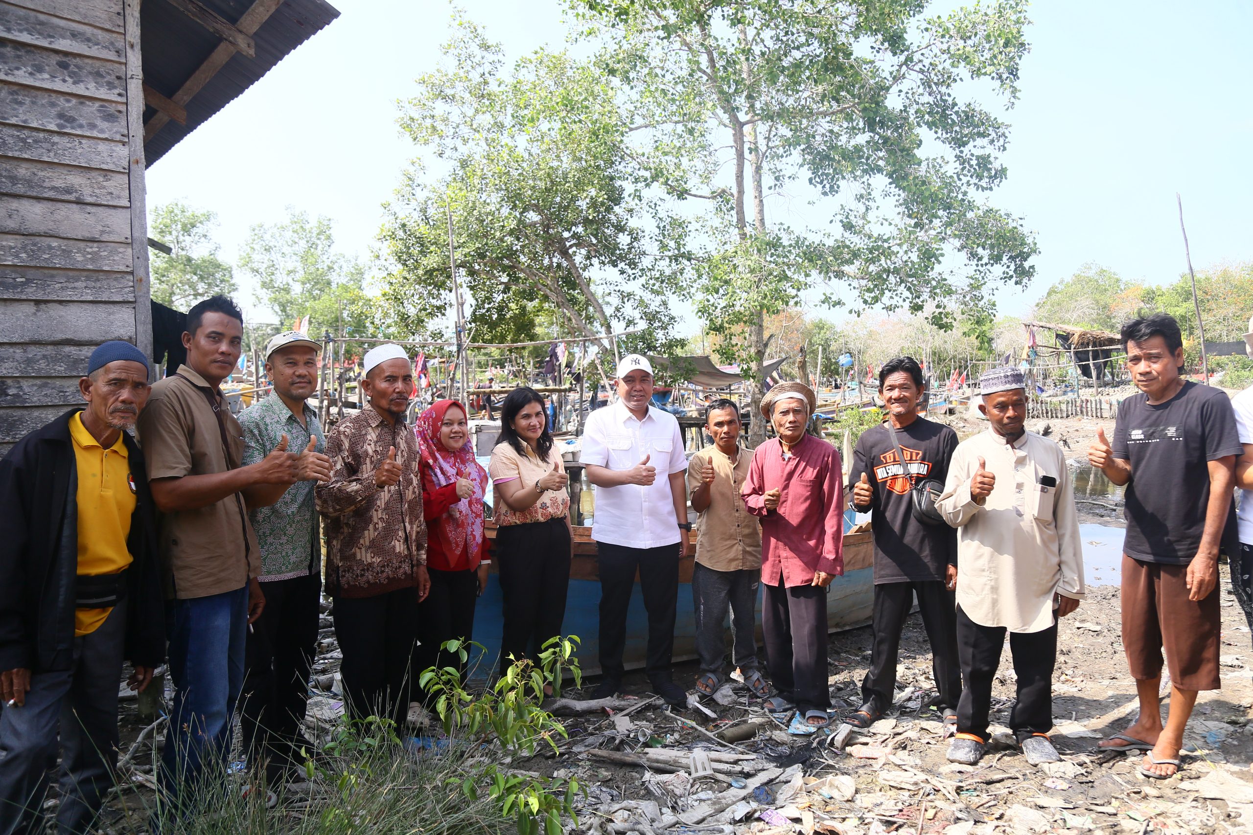 Serahkan 8 Perahu untuk Nelayan di Labuhanbatu Utara, Aleg PKS: Demi Masa Depan yang Lebih Baik bagi Masyarakat Pesisir